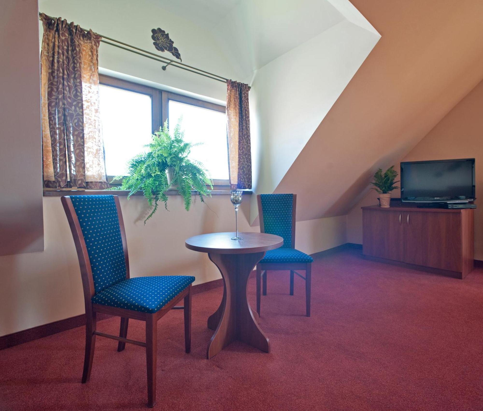 Hotel Concordia Подгужин Экстерьер фото